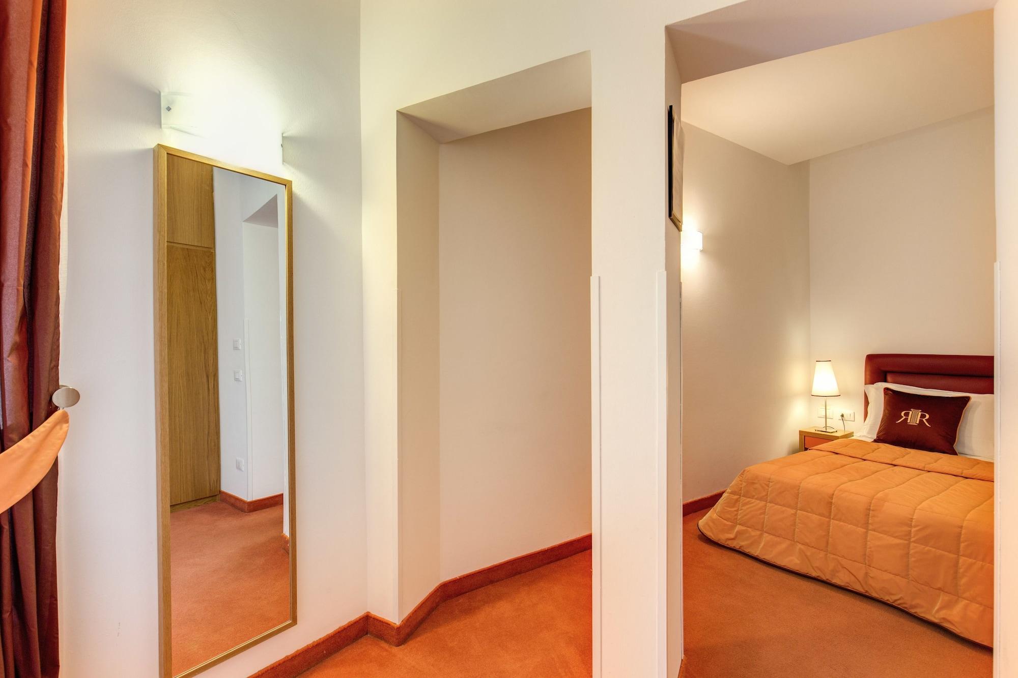 เรซิเดนซา โรมันติกา Hotel ภายนอก รูปภาพ